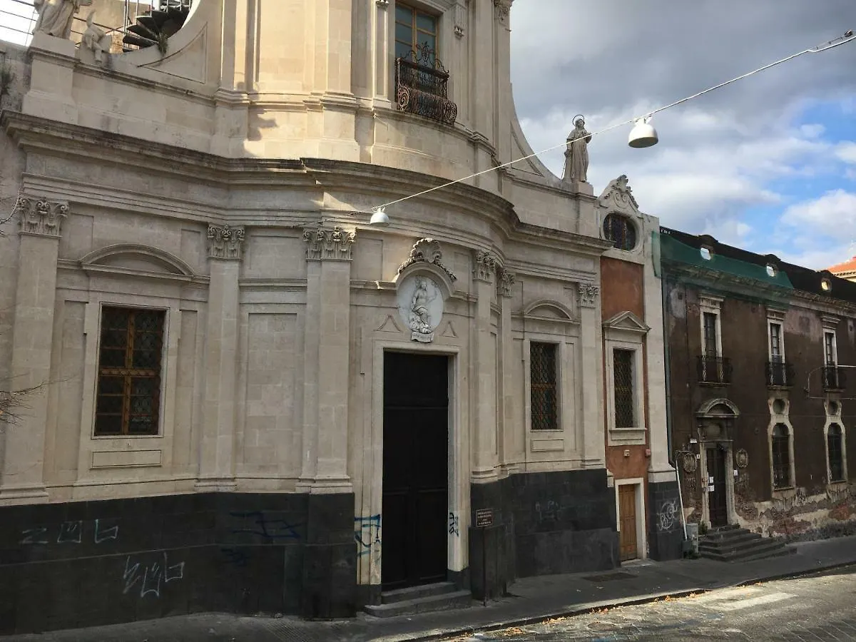 Dimora Del Papa Apartment Catania Italy